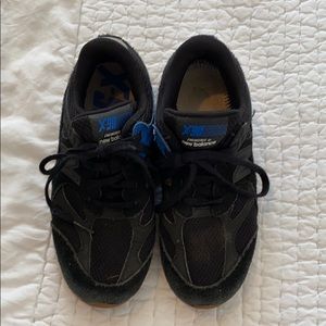 Boys new balance sneakers
